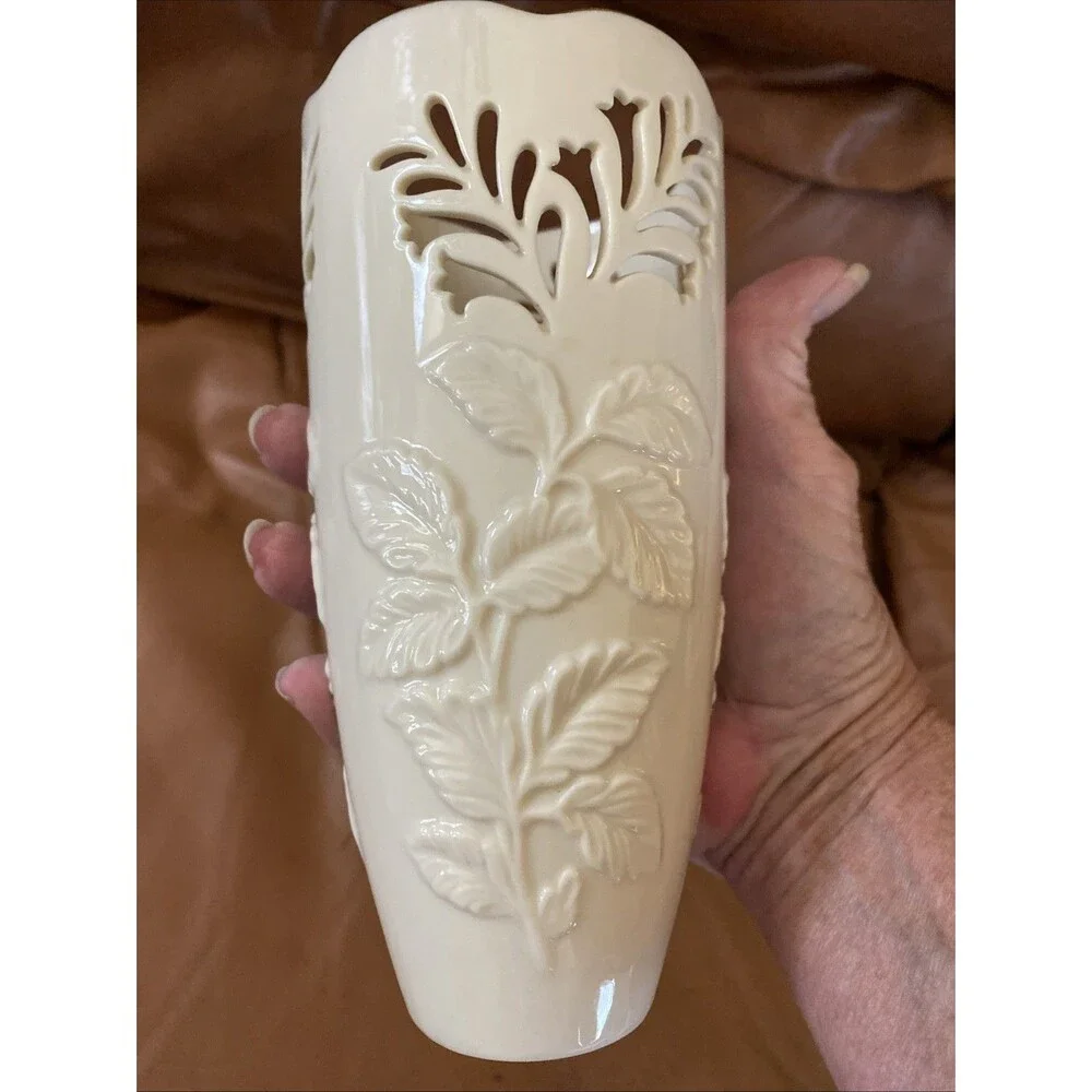 Lenox Westbury Pierced Vase with Raised Leaves 7